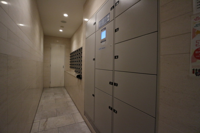 その他　敷地内/建物