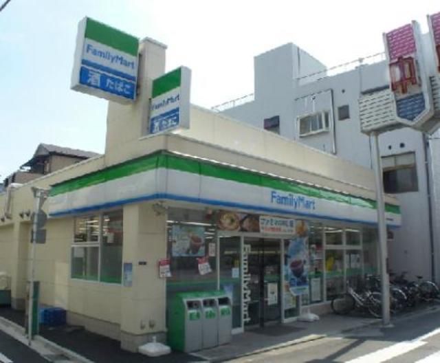 コンビニ　ファミリーマート大島中央銀座店（コンビニ）まで502m