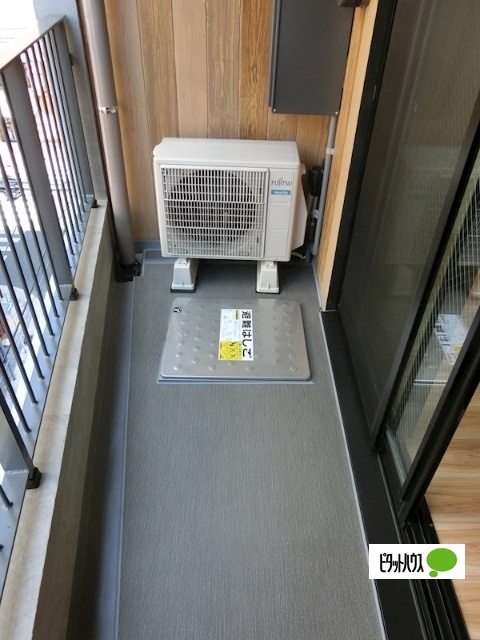 バルコニー　バルコニー