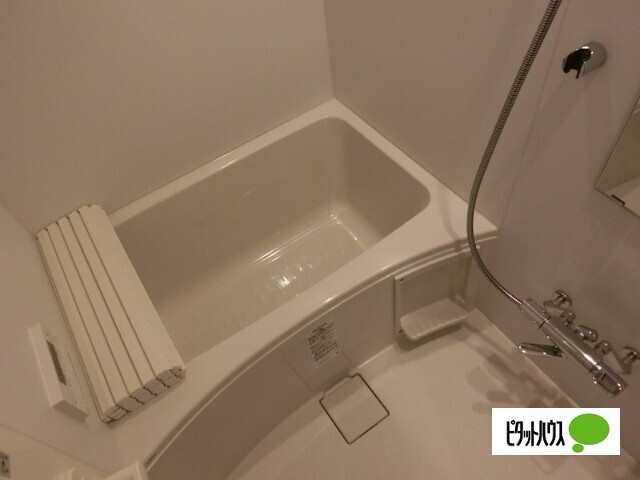 バス・シャワールーム　バスルーム