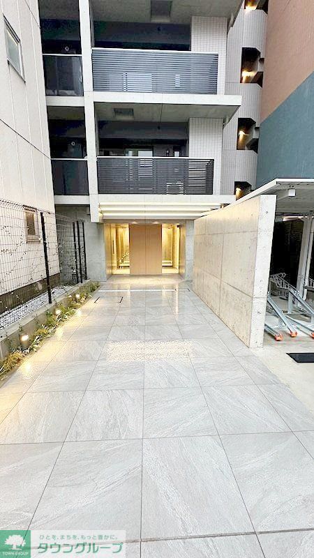 エントランス　部屋探しは株式会社　タウンハウジング　までお気軽にお問合せ…