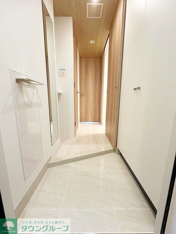 玄関　お部屋探しは株式会社　タウンハウジング　までお気軽にお問合…