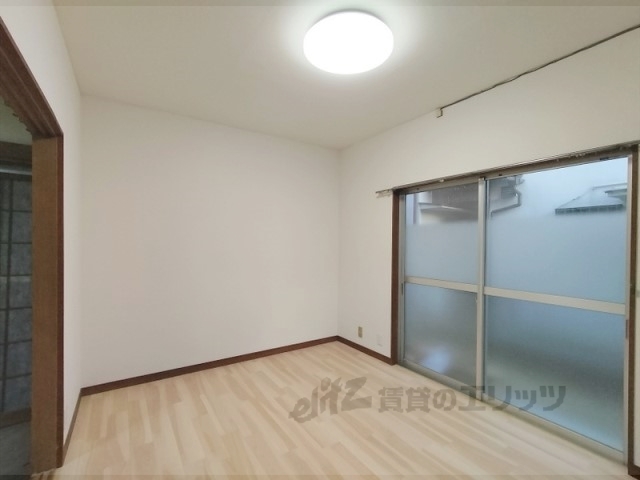 居室・リビング　洋室