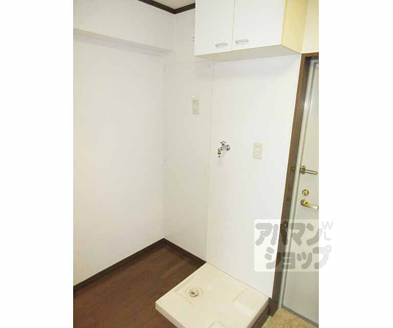 洗面設備　室内洗濯機置き場あり