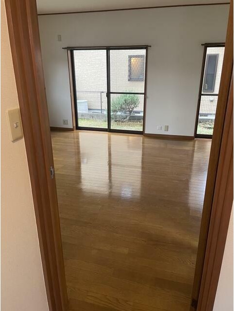 居室・リビング　使いやすい形の為、レイアウトを楽しめます♪