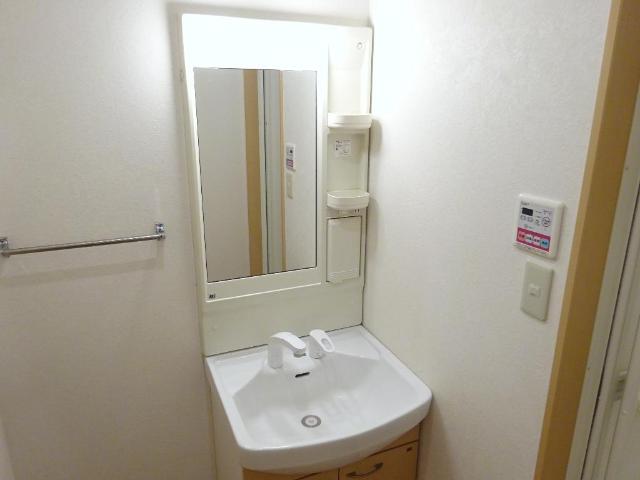 洗面設備　洗髪洗面化粧台