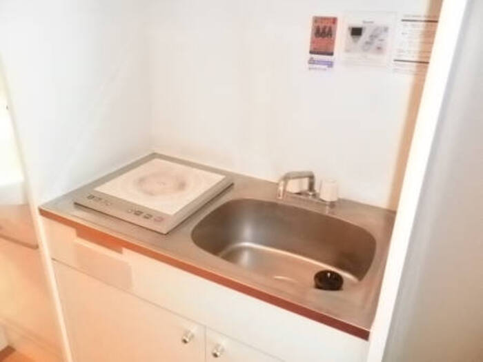キッチン　1口IHコンロで火を使わず、料理初心者の方にもおすすめです！
