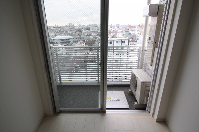 バルコニー　（別タイプ参考写真）レーヴ飛鳥山フェルクルール　北区滝野川2