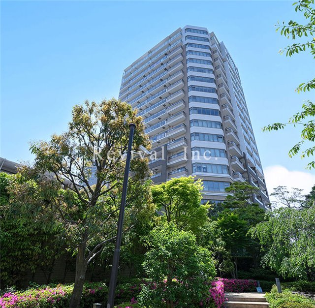 建物外観　高級感ある外観は分譲ならではですね