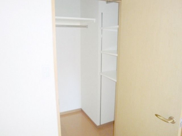 収納　★たっぷり収納のウォークインクローゼットです★