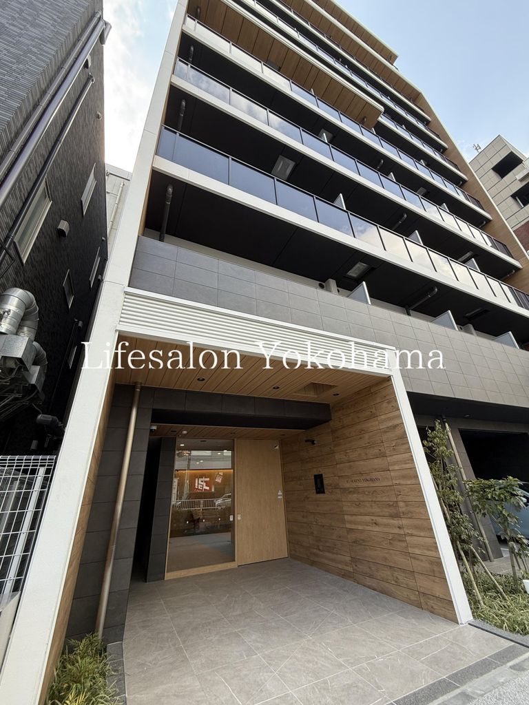 建物外観　バルコニー