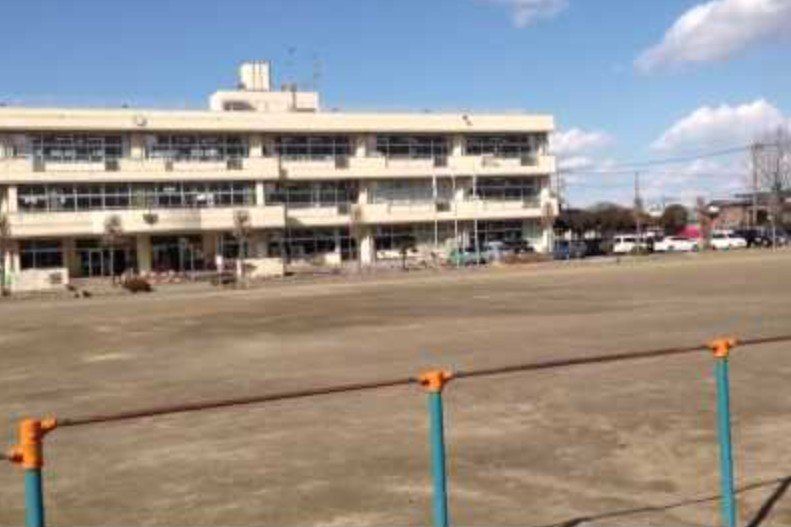 小学校　羽生市立須影小学校（小学校）まで1300m
