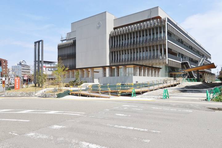 役所　鳴門市役所（役所）まで677m