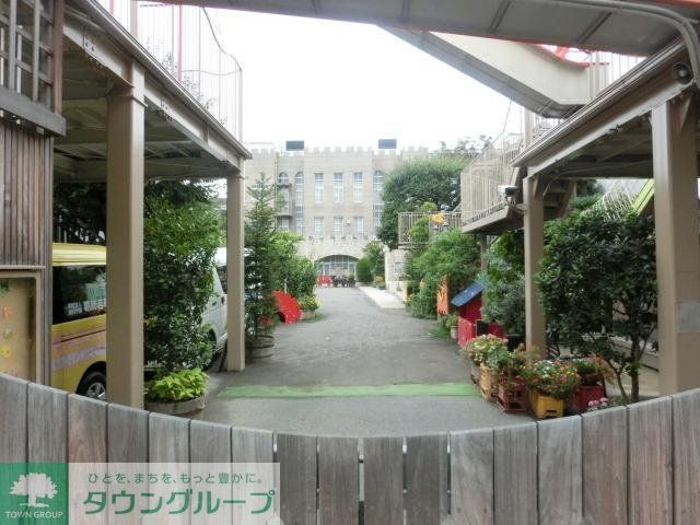 幼稚園・保育園　若草幼稚園（幼稚園・保育園）まで412m