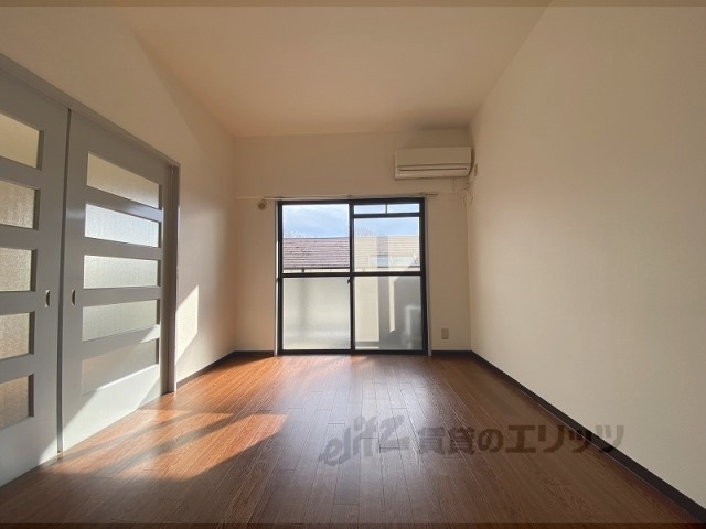 居室・リビング　居室