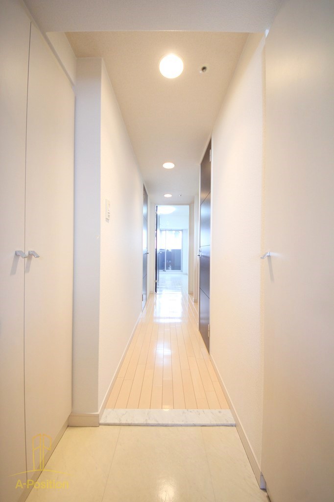 玄関　S-RESIDENCE Hommachi Marks