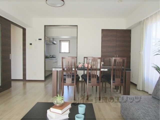 居室・リビング　リビング