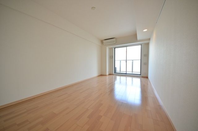 居室・リビング　★11.1帖の開放的な洋室★