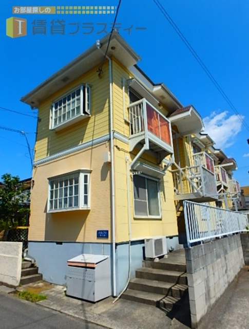 建物外観　駅まで真っ直ぐ。浅苦手な方でも安心です