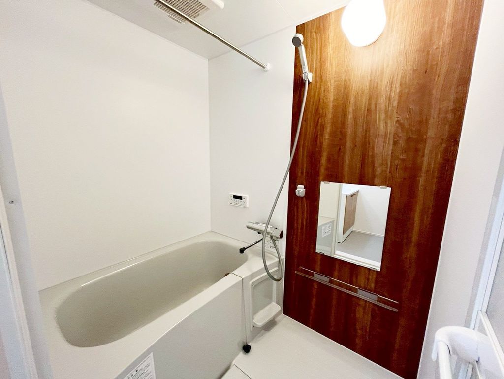 バス・シャワールーム　バス