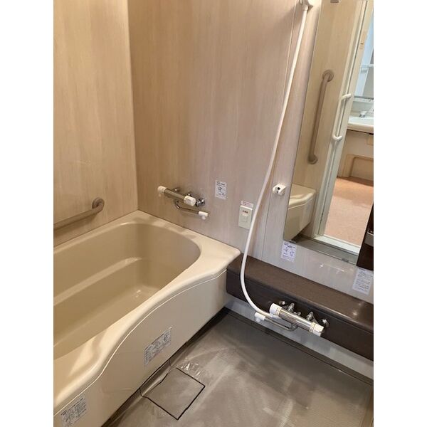 バス・シャワールーム　写真は類似です。