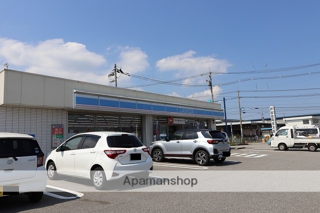 コンビニ　ローソン（コンビニ）まで993m