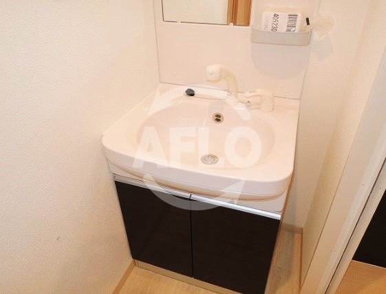 洗面設備　レオンコンフォート難波ブラン　独立洗面台