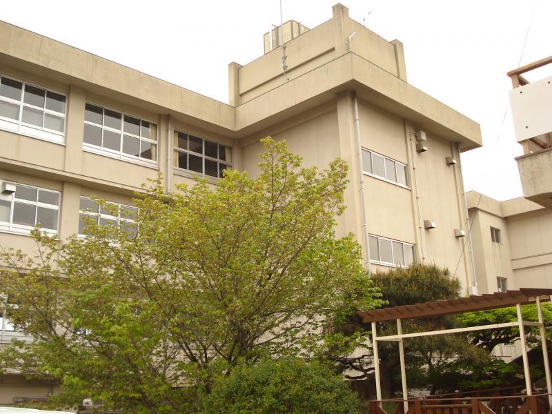 小学校　福山市立神村小学校（小学校）まで1015m