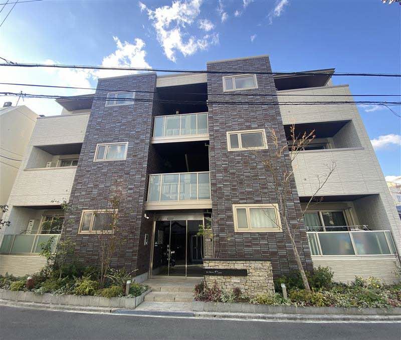 建物外観　積水ハウス施工の賃貸住宅です。