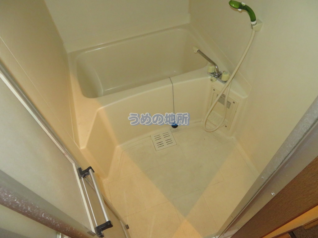 バス・シャワールーム　浴室