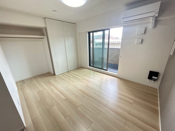 居室・リビング　※別部屋の写真です