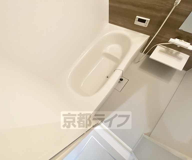 バス・シャワールーム　浴室乾燥機付きの物件です