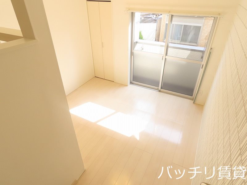 バルコニー　同型タイプの為、現状を優先致します。