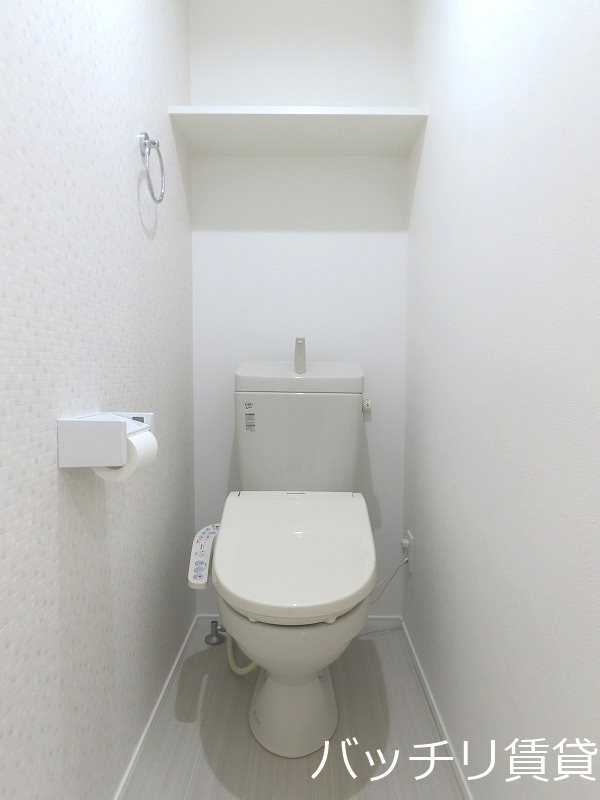 トイレ　同型タイプの為、現状を優先致します。