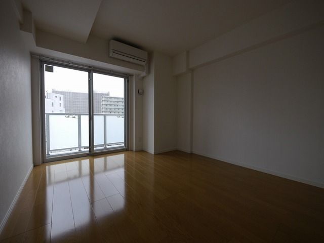 その他部屋・スペース　居室　バルコニー方向