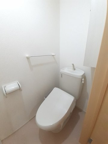 トイレ　コンパクトで使いやすいトイレです
