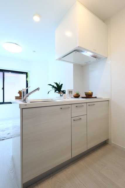 キッチン　家具・小物はイメージです