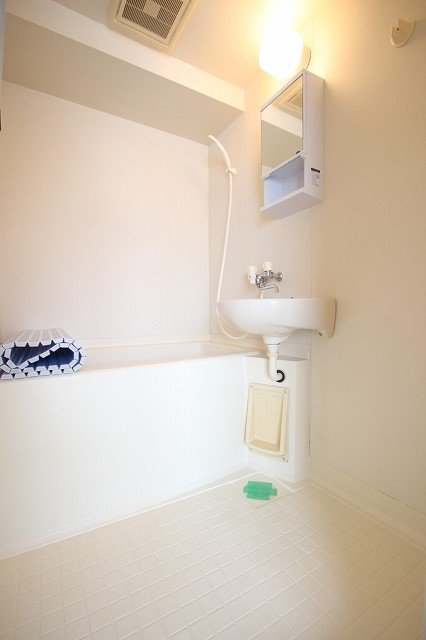 バス・シャワールーム　同物件別号室の写真