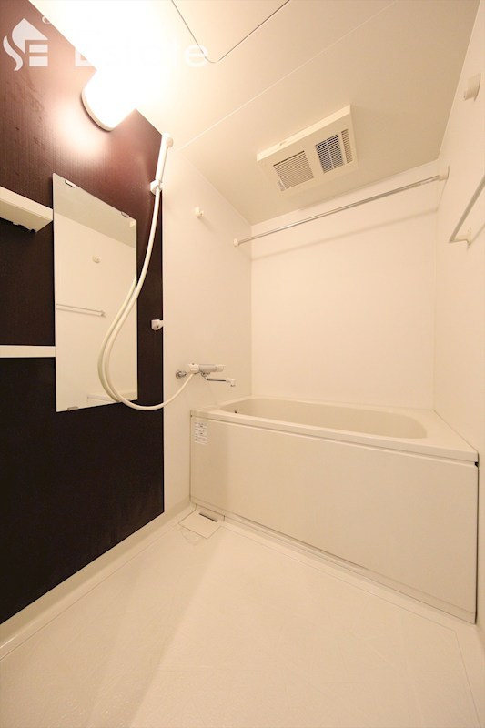 バス・シャワールーム　バスルーム