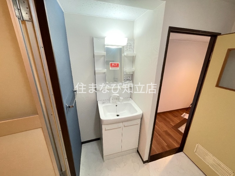 洗面設備　同型別部屋写真