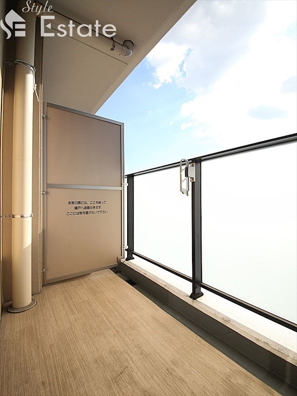 バルコニー　バルコニー