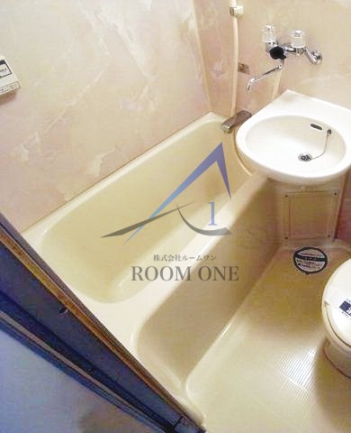 バス・シャワールーム　お風呂です。