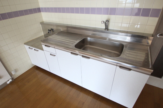 キッチン　※別号室の写真です