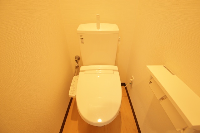 トイレ　※別号室の参考写真です※