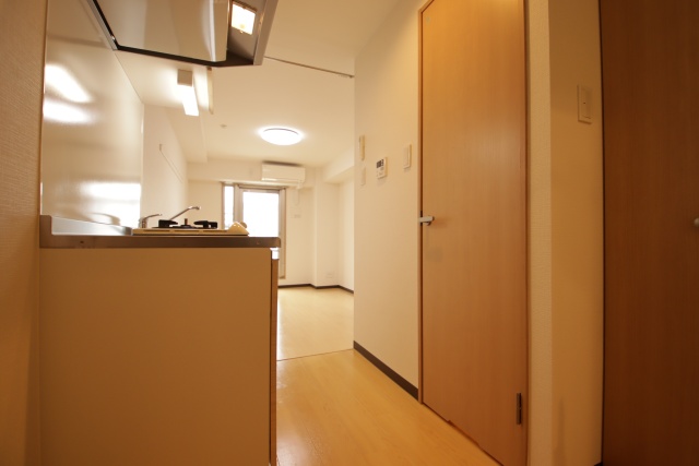 玄関　※別号室の参考写真です※