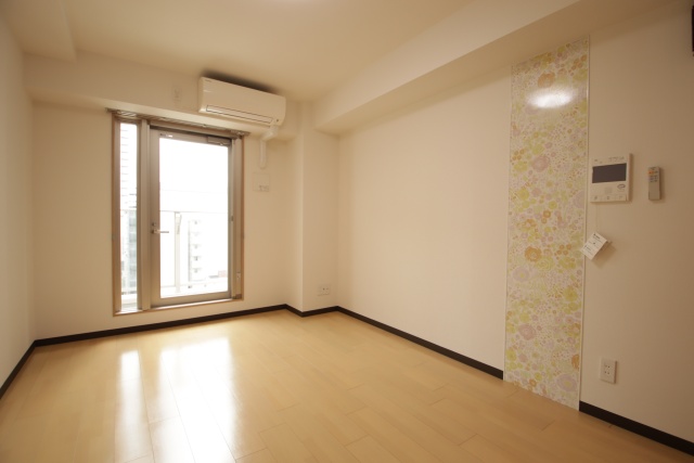 居室・リビング　※別号室の参考写真です※