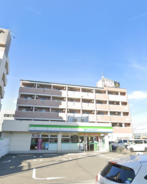 コンビニ　ファミリーマート平野馬場一丁目店（コンビニ）まで550m