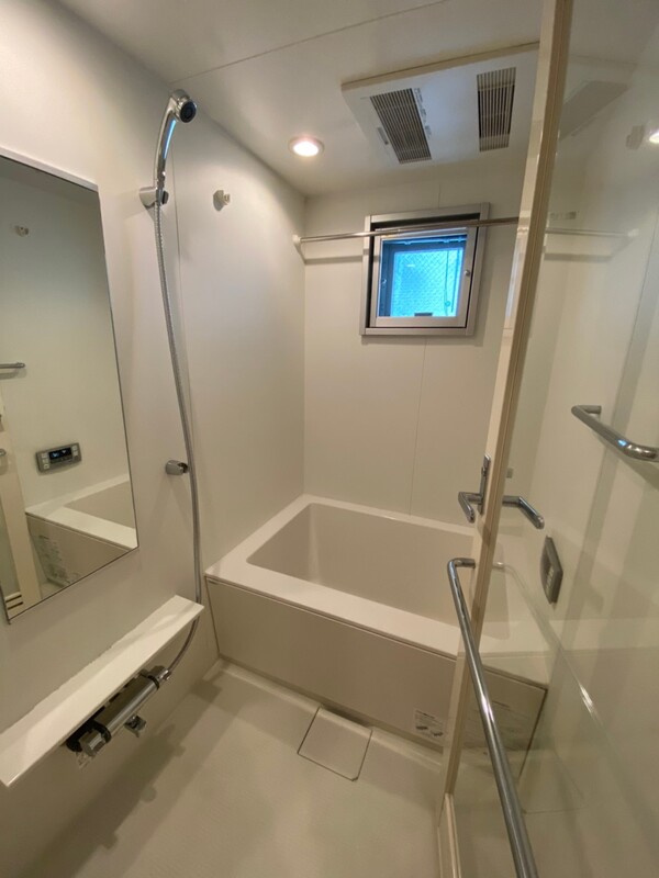 バス・シャワールーム　風呂