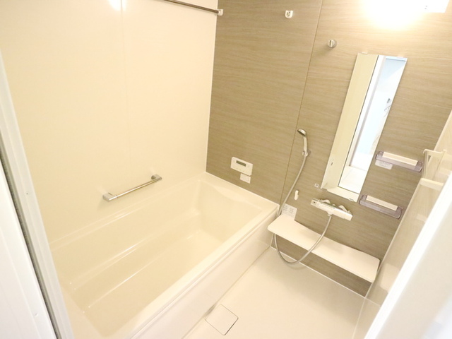 バス・シャワールーム　浴室