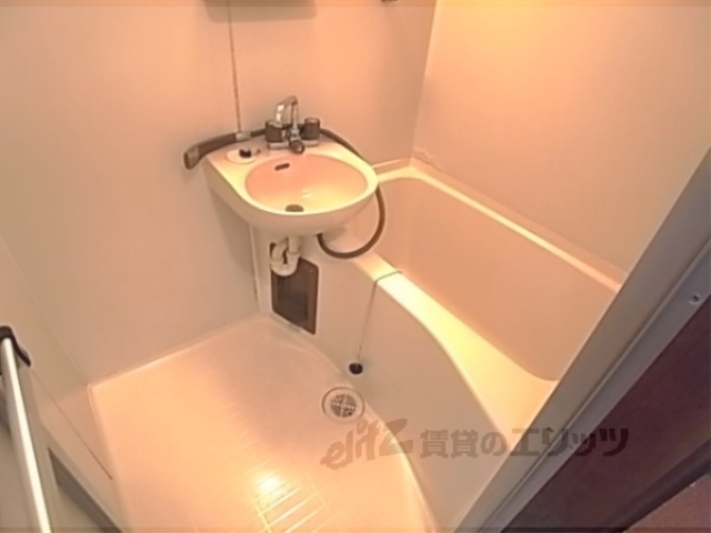 バス・シャワールーム　やっぱりお風呂とトイレは別が良いです